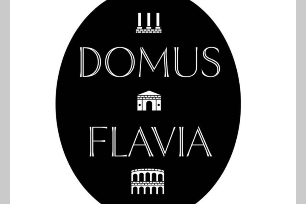 波佐利Domus Flavia别墅 外观 照片