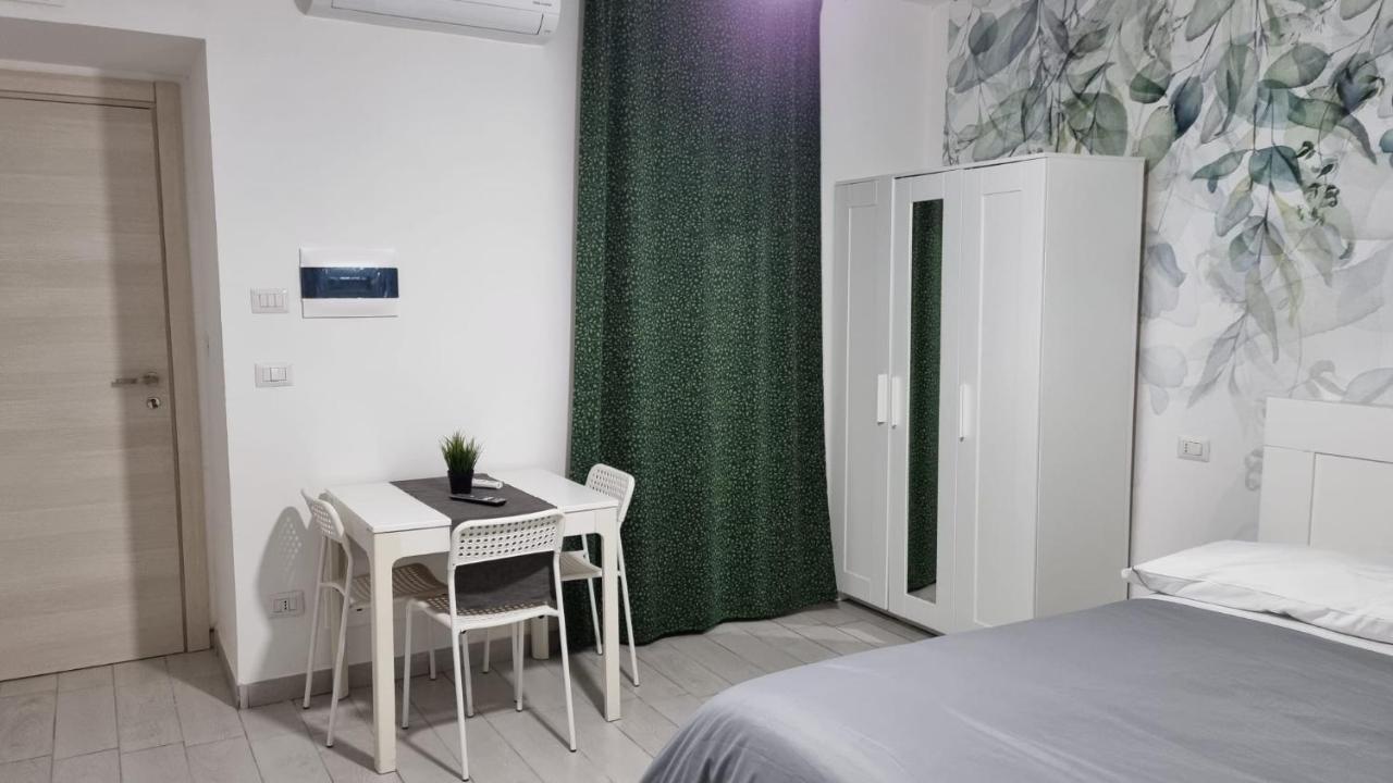 波佐利Domus Flavia别墅 外观 照片